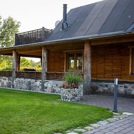 Erlendi Kodumajutus Villa Pärnu Eksteriør bilde